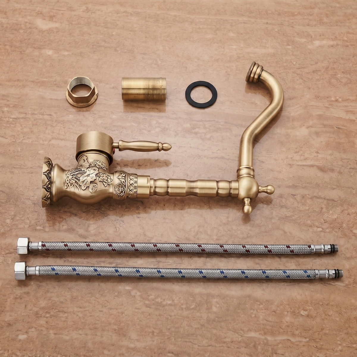 Robinet haut de vasque floral en laiton antique – vue 4