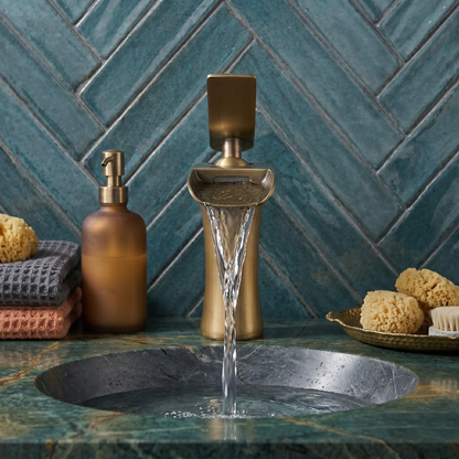Robinet cascade de lavabo en laiton antique – vue 4