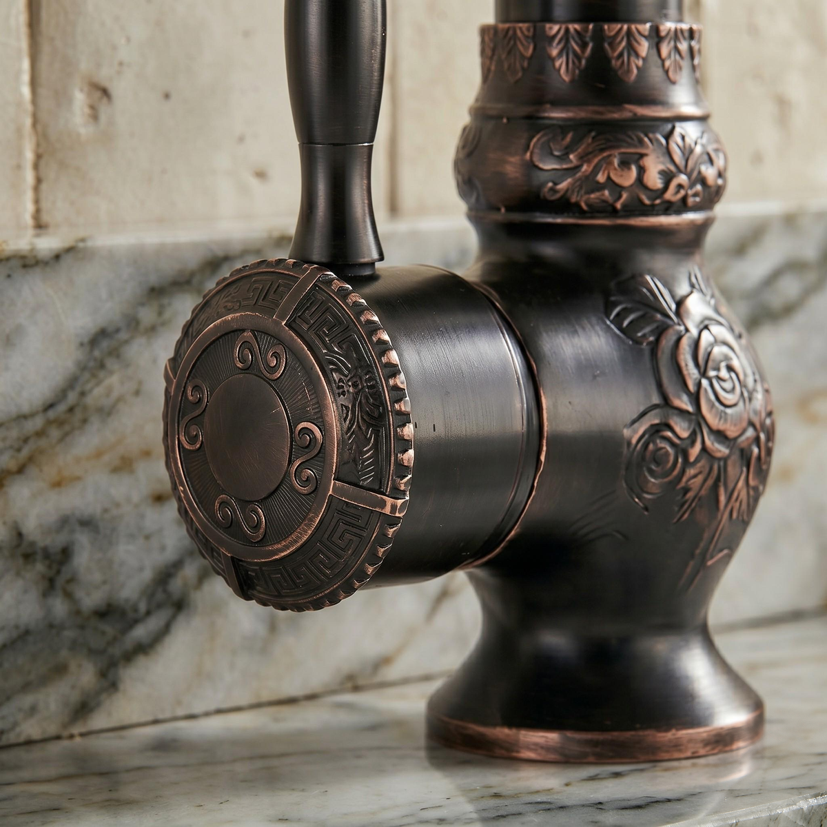 Robinet de lavabo gravé en bronze noir – vue 4