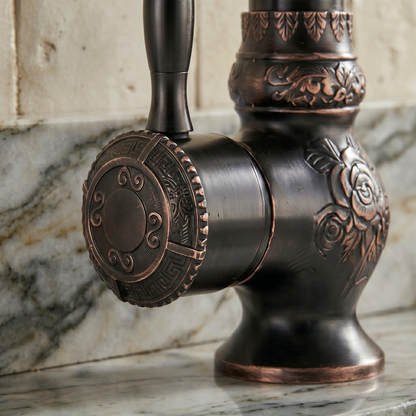 Robinet de lavabo gravé en bronze noir – vue 4