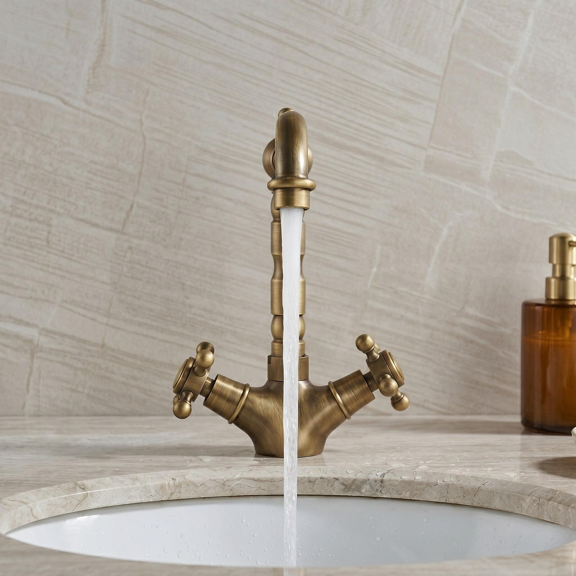 Robinet de lavabo rétro en laiton antique à poignées croisées – vue 3